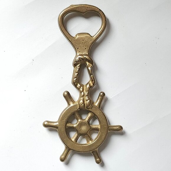 ATTRACTIVE BRASS NAUTICAL BOTTLE OPENER Ships Wheel Nautical Naval - Picture 2 of 2